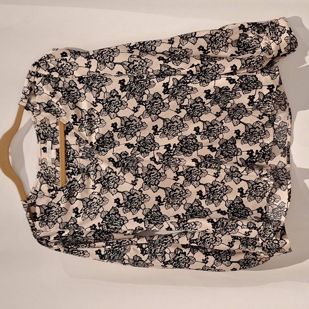 Cooper and Ella satiny cream with black floral, with open sleeves size small